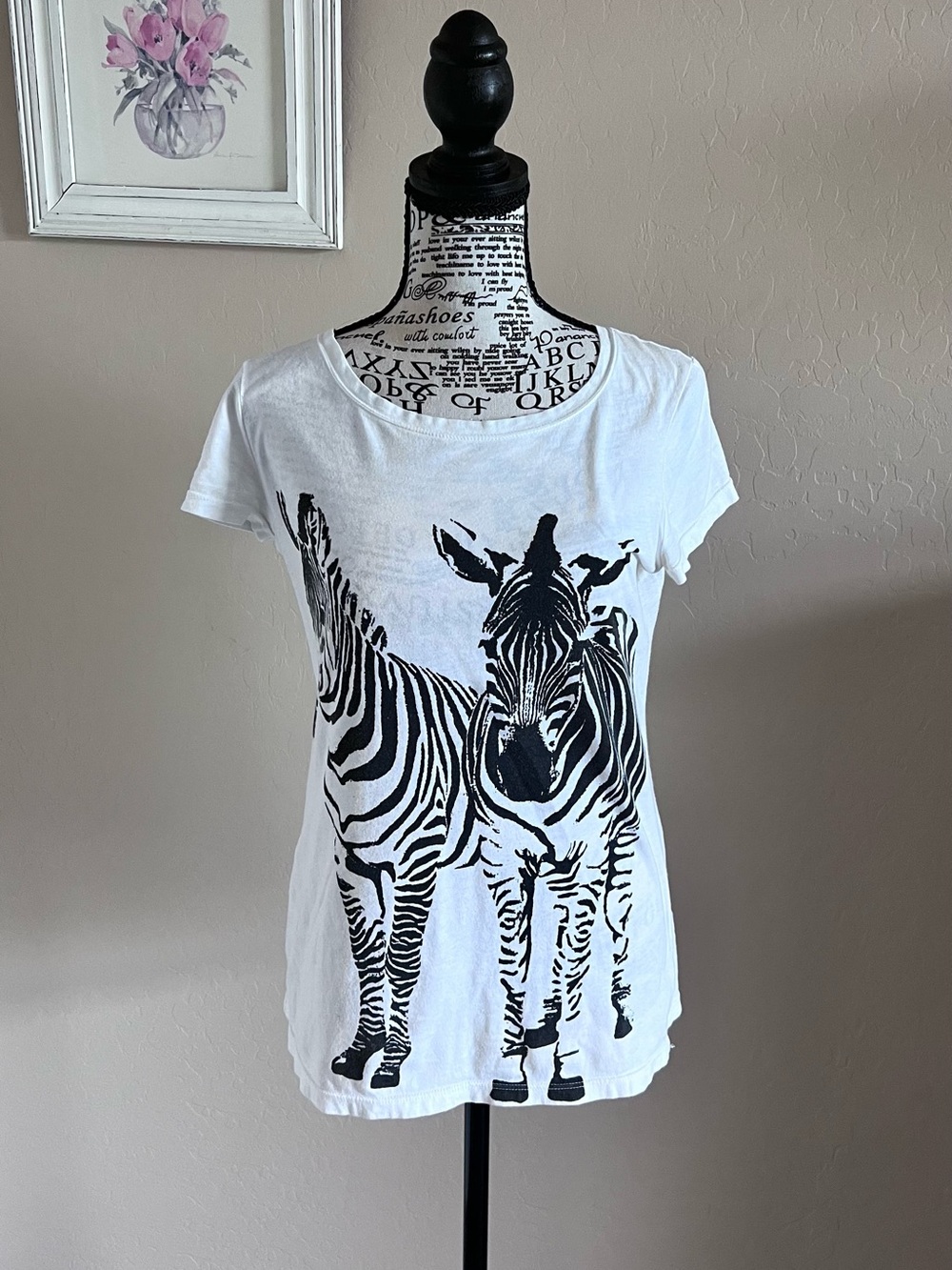 Chelsea & Violet White Short-Sleeve Tee with Black Zebra Graphic